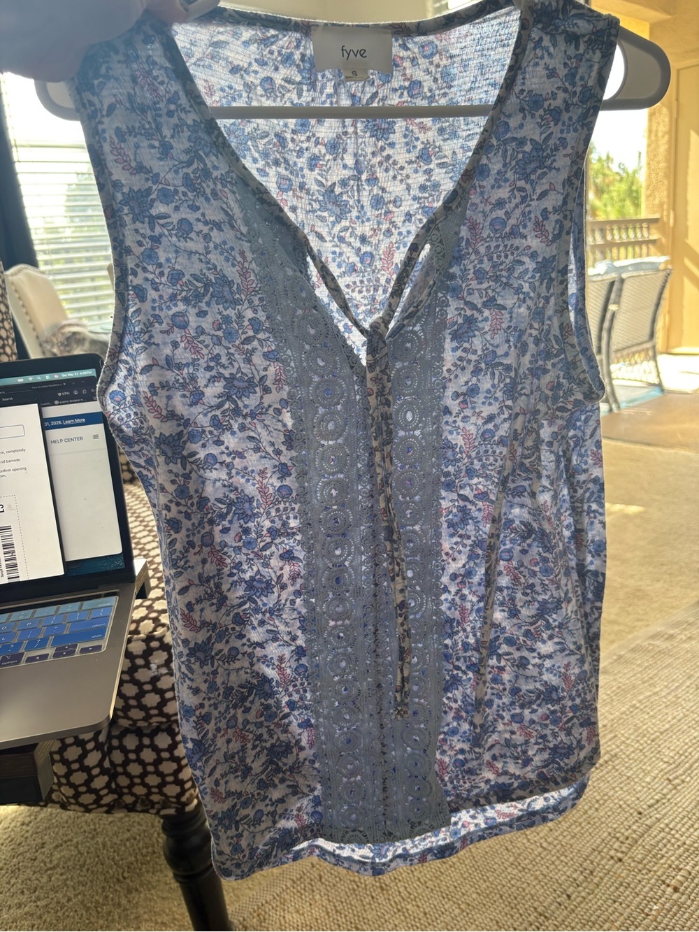 fyve Blue and White Floral Lace-Trim Sleeveless Camisole